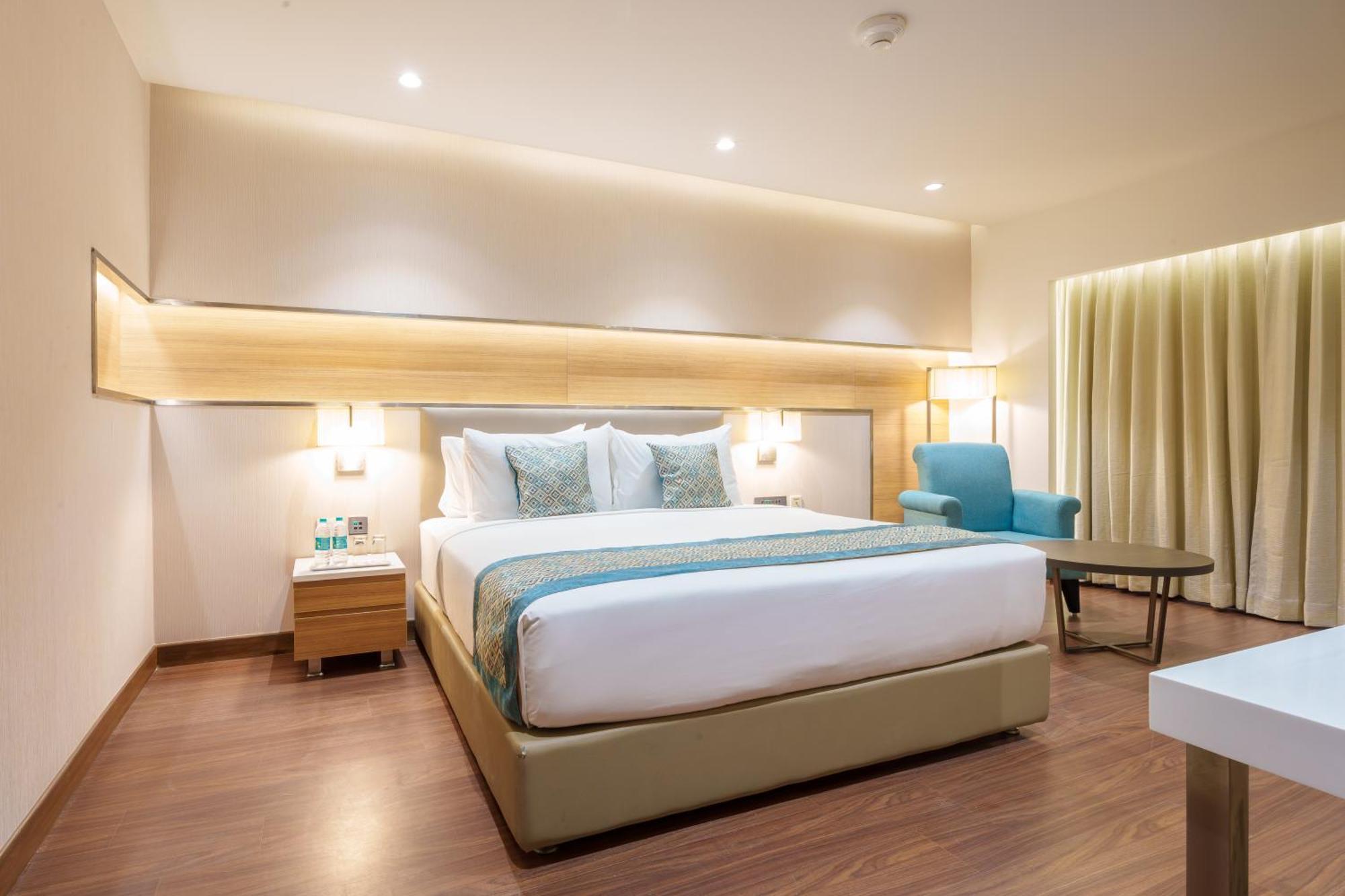 Pharos 5* Chennai
